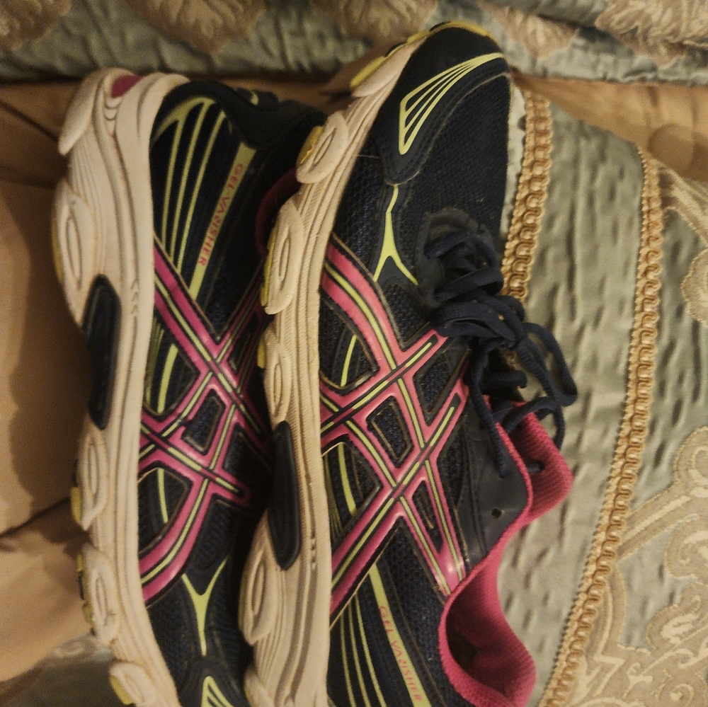 Women's Tennis shoes